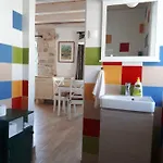 아파트 House At The Seafront