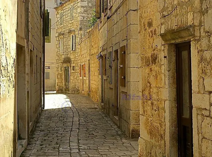 House At The Seafront * Stari Grad (Hvar)
