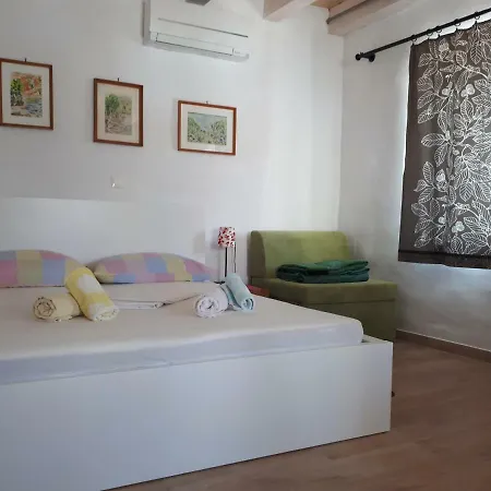Appartement House At The Seafront
